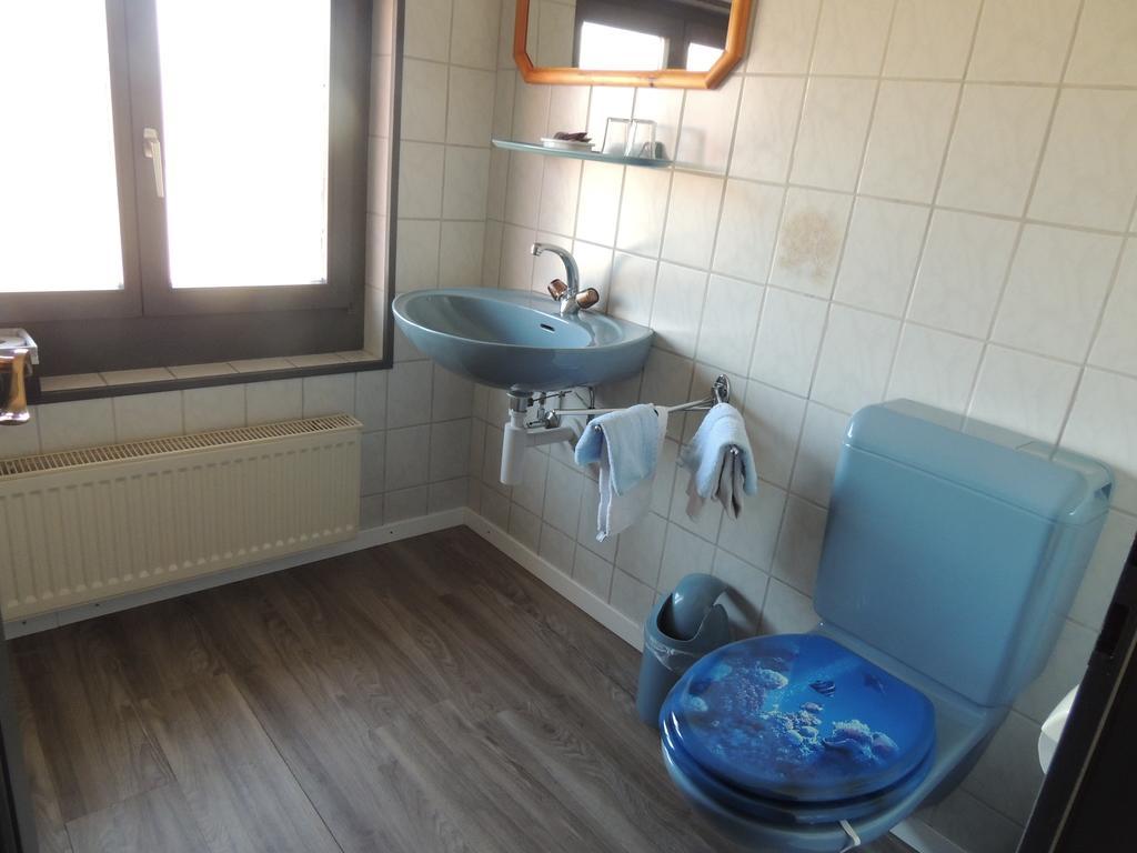 Hotel De La Gare Cousset Ruang foto