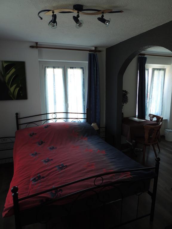 Hotel De La Gare Cousset Ruang foto